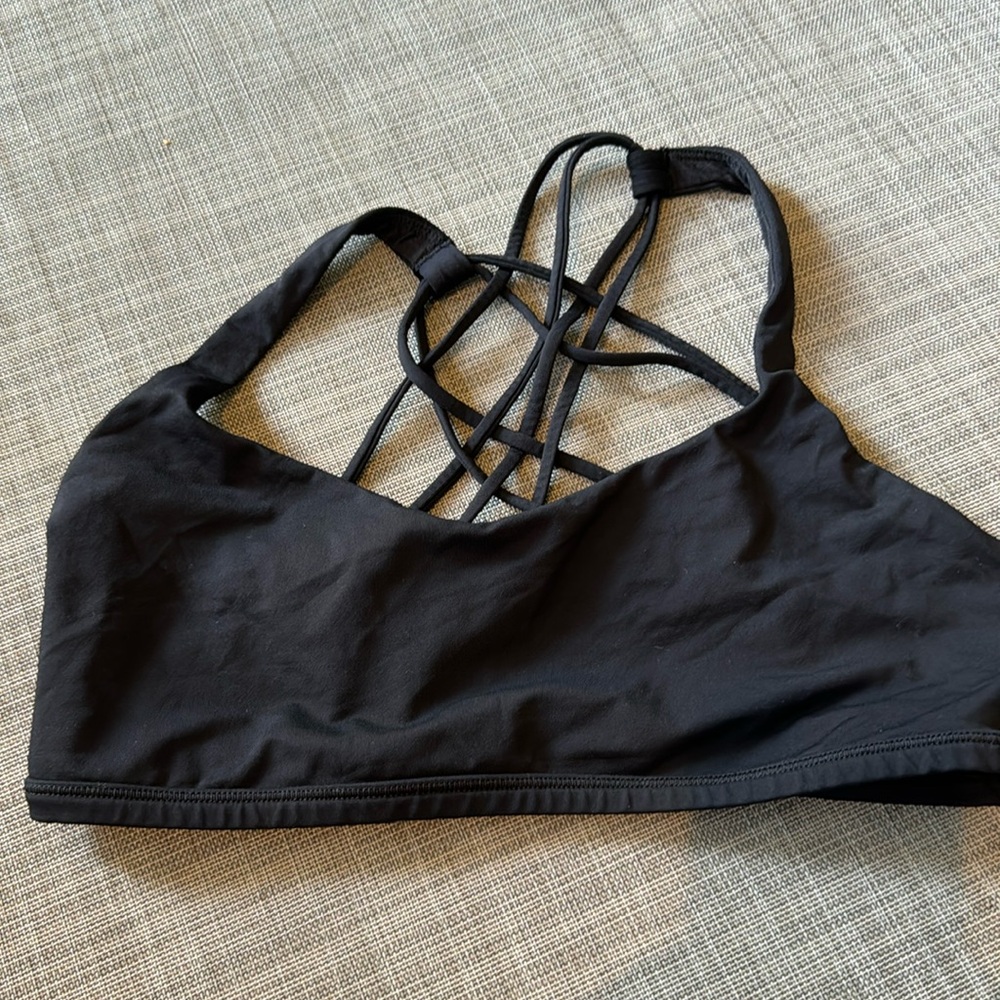 Lulu lemon sports bra